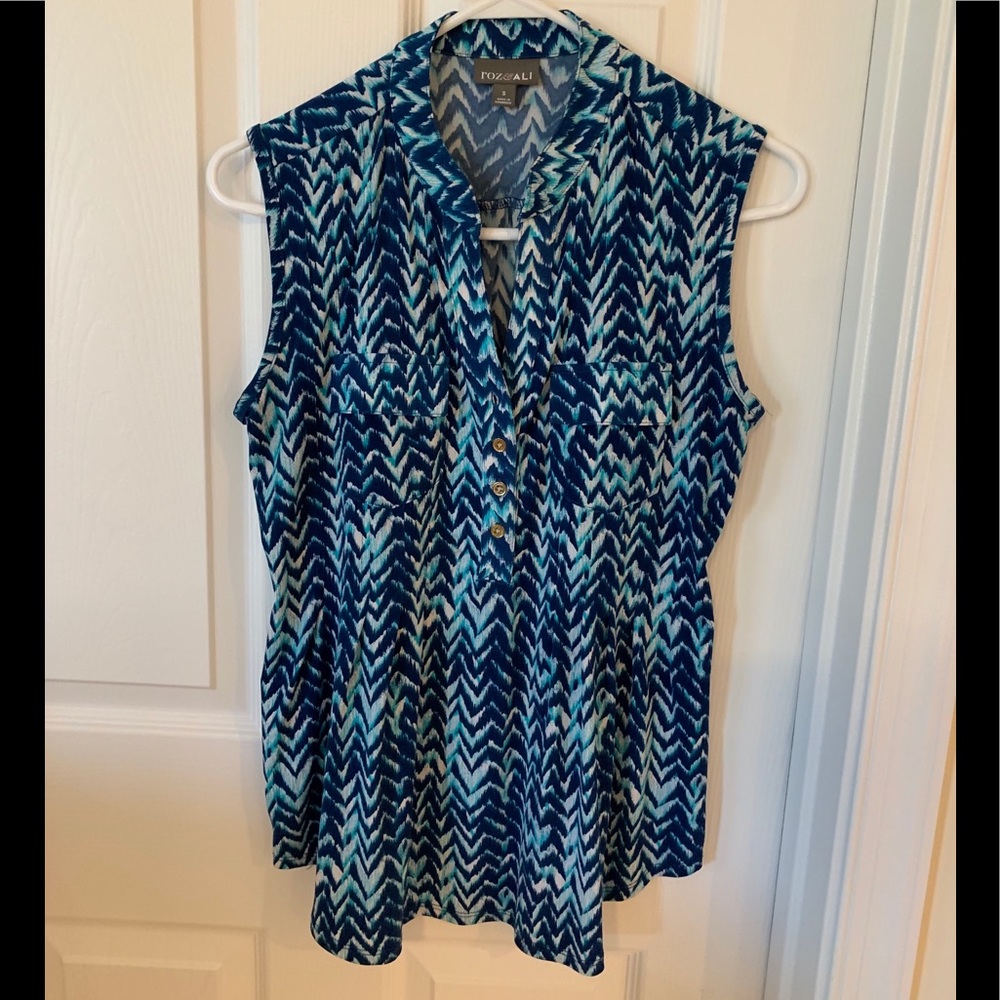 😎 Summer Fun Sleeveless Blue & Teal Blouse!